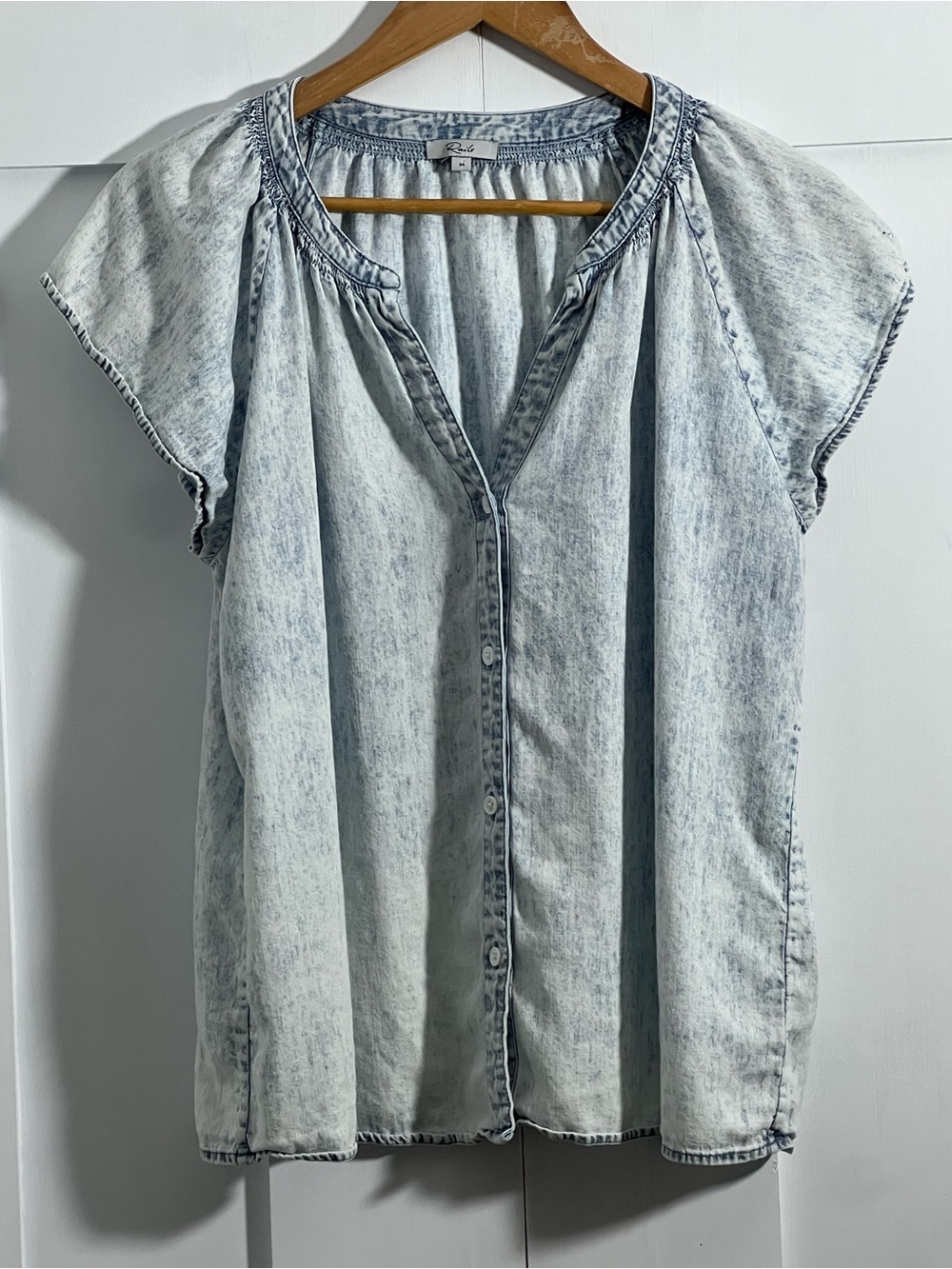 Rails Alena Light Acid Wash Chambray Button Front Top M